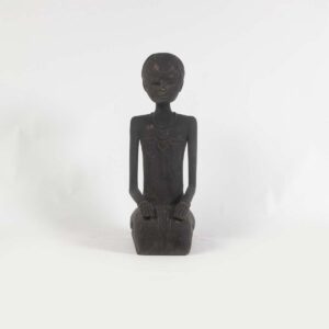 Escultura Sentada | Estilo Pedra Vulcânica
