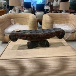 Castiçal Tribal em Madeira Entalhada