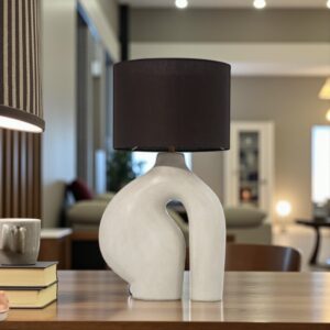 Abajur em Cerâmica Curva e Cúpula de Linho Preto