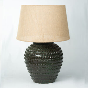 Abajur em Cerâmica Texturizada Verde com Cúpula de Linho Natural