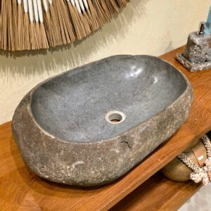 Cuba Esculpida em Pedra Riverstone