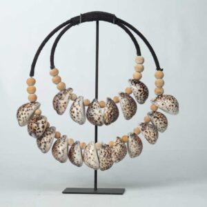 Colar Decorativo Tribal Nusa Dua Conchas Naturais